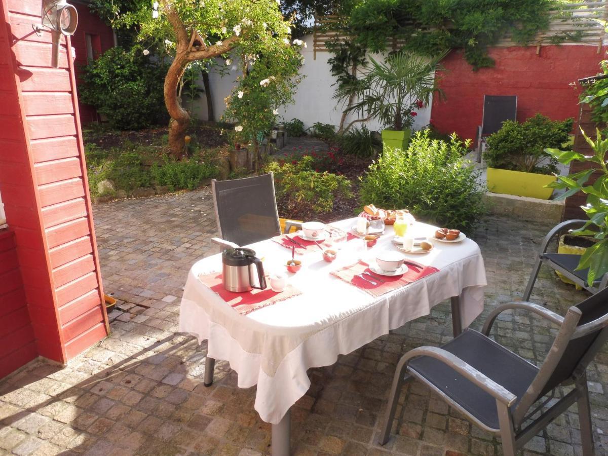 Ty Lireu Bed & Breakfast Конкарно Екстериор снимка